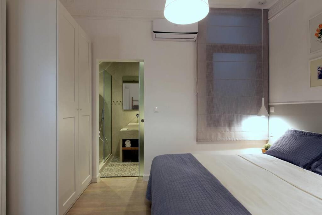 Athens Center Modern Apt In Art Nouveau Building Экстерьер фото